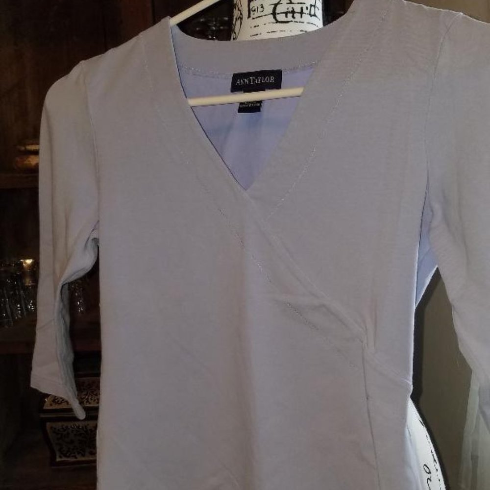 Sweet 3/4 sleeve ann taylor pullover